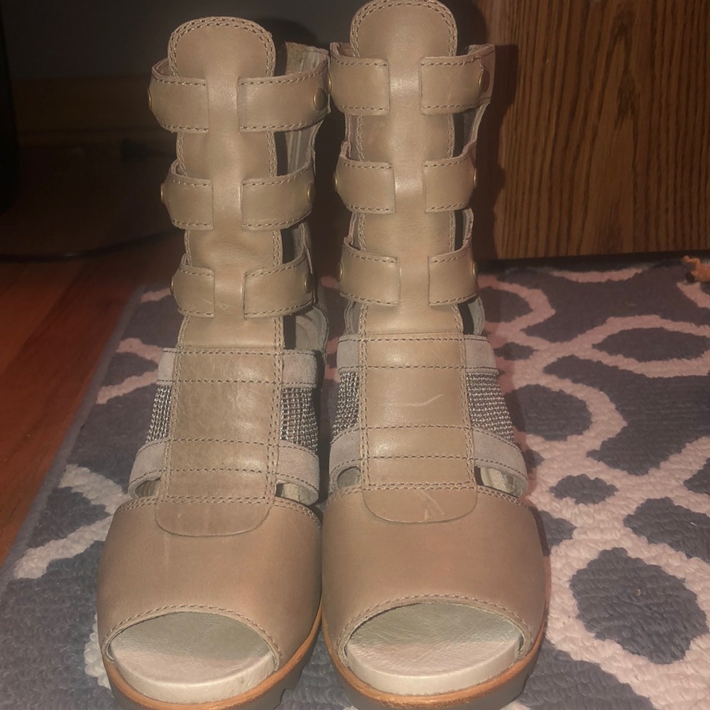Sorell summer wedges